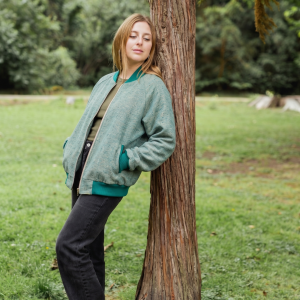 Chaqueta Bomber Verde Flores